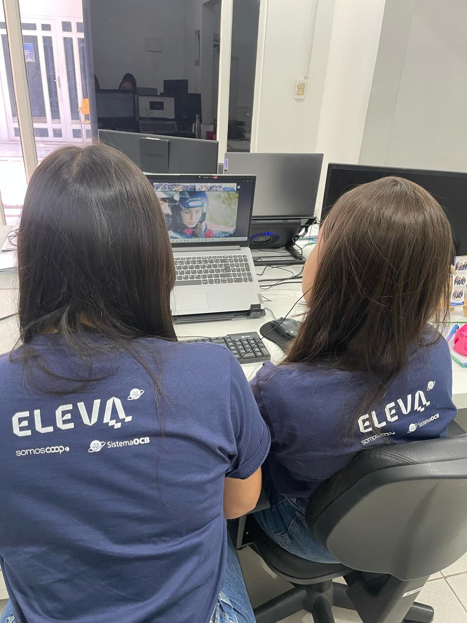 Eleva 2025 10